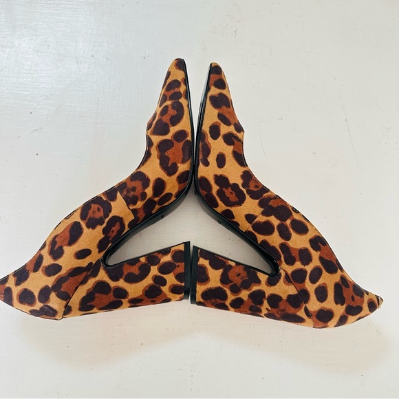 Nine West Women's Leopard Print Block Heel Pump Heels Sz. 7.5M - Picture 6 of 9